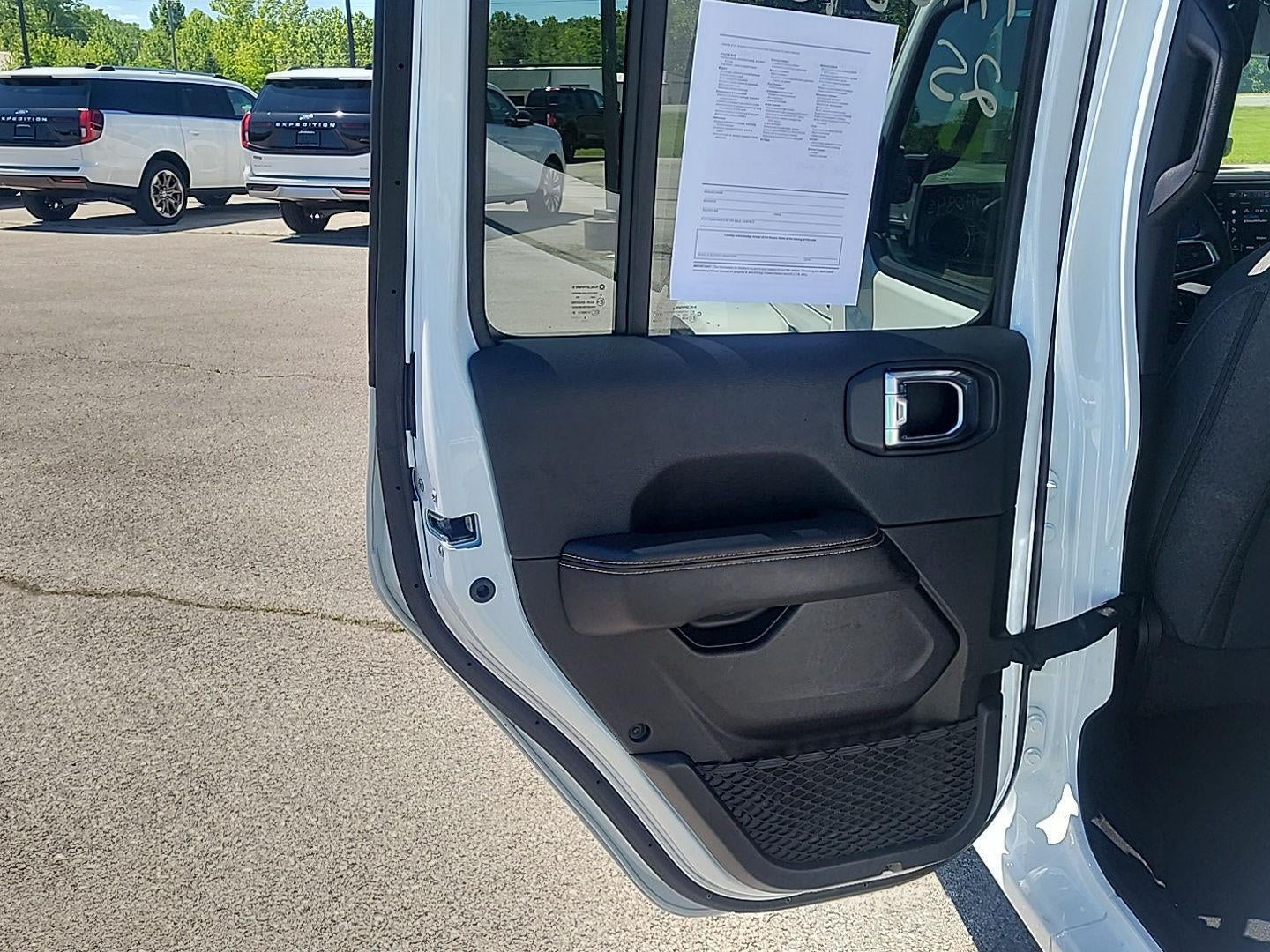 2025 Jeep Wrangler Sahara