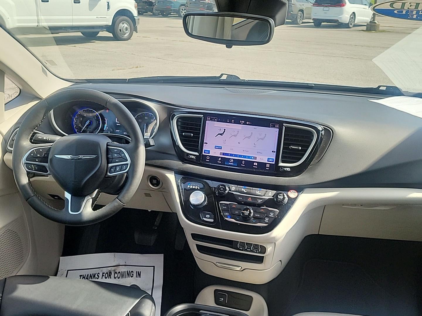 2024 Chrysler Pacifica Touring L
