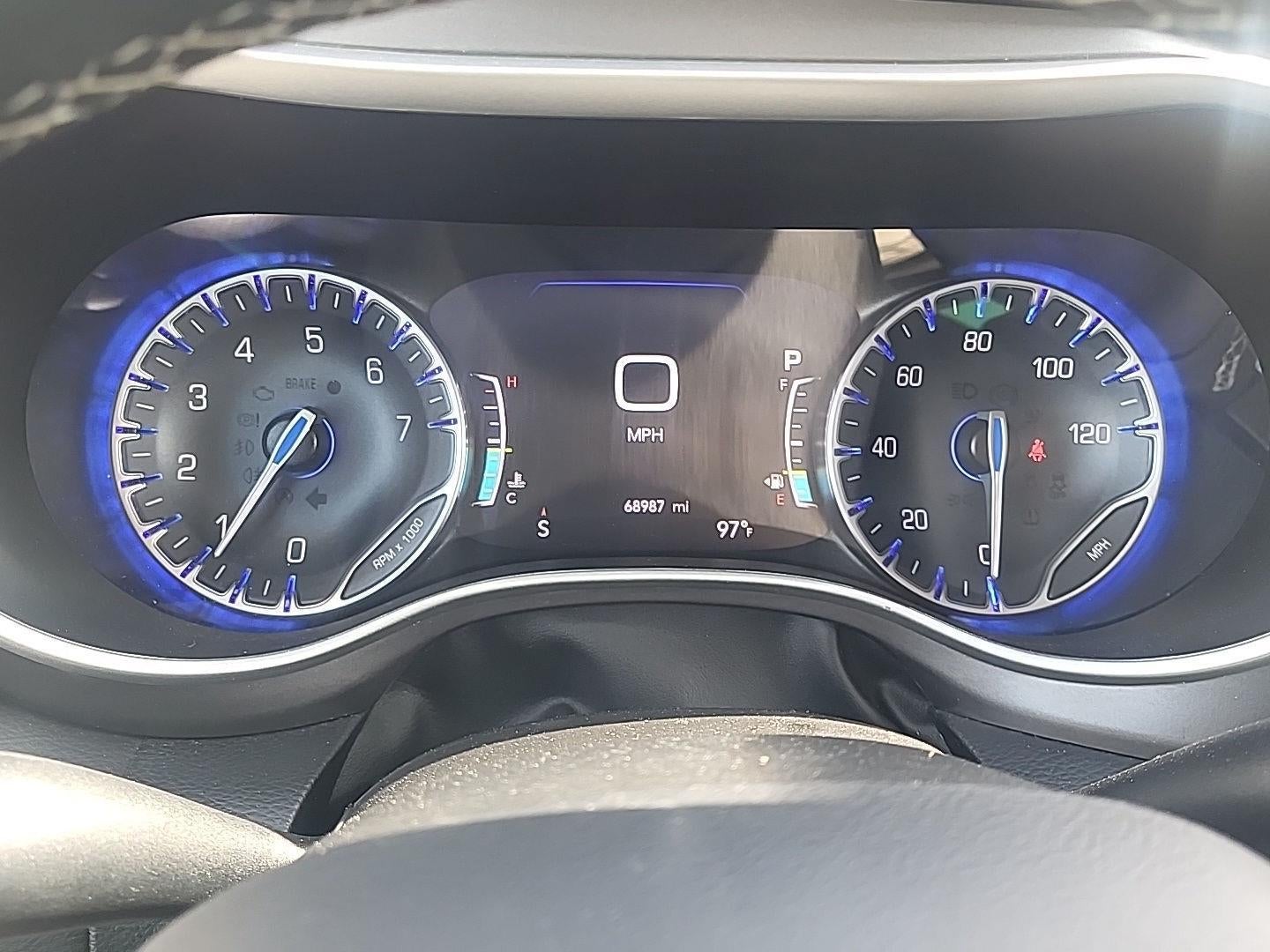2024 Chrysler Pacifica Touring L