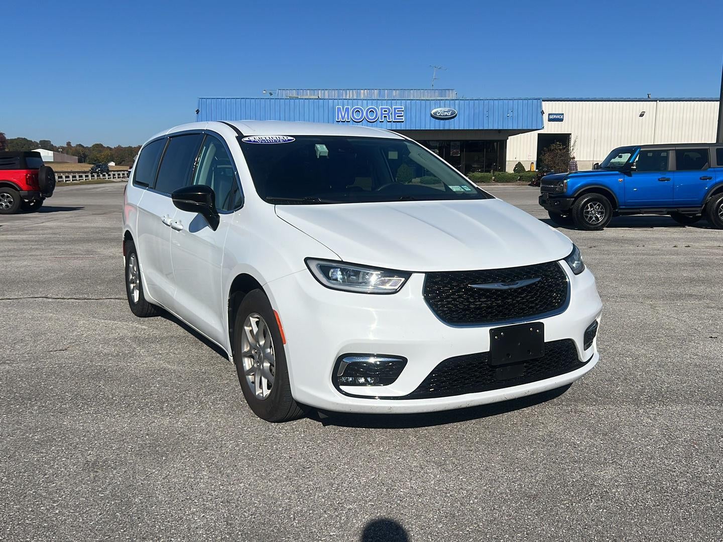 2024 Chrysler Pacifica Touring L