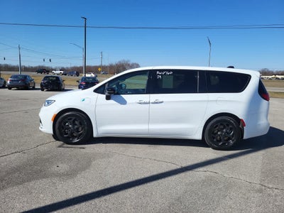 2024 Chrysler Pacifica Hybrid Hybrid S Appearance Pkg
