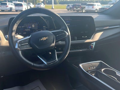 2025 Chevrolet Equinox AWD LT