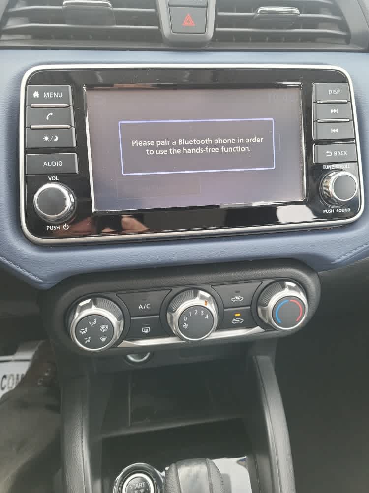 2023 Nissan Versa SV