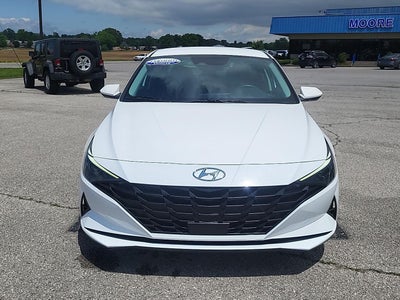 2023 Hyundai ELANTRA SEL
