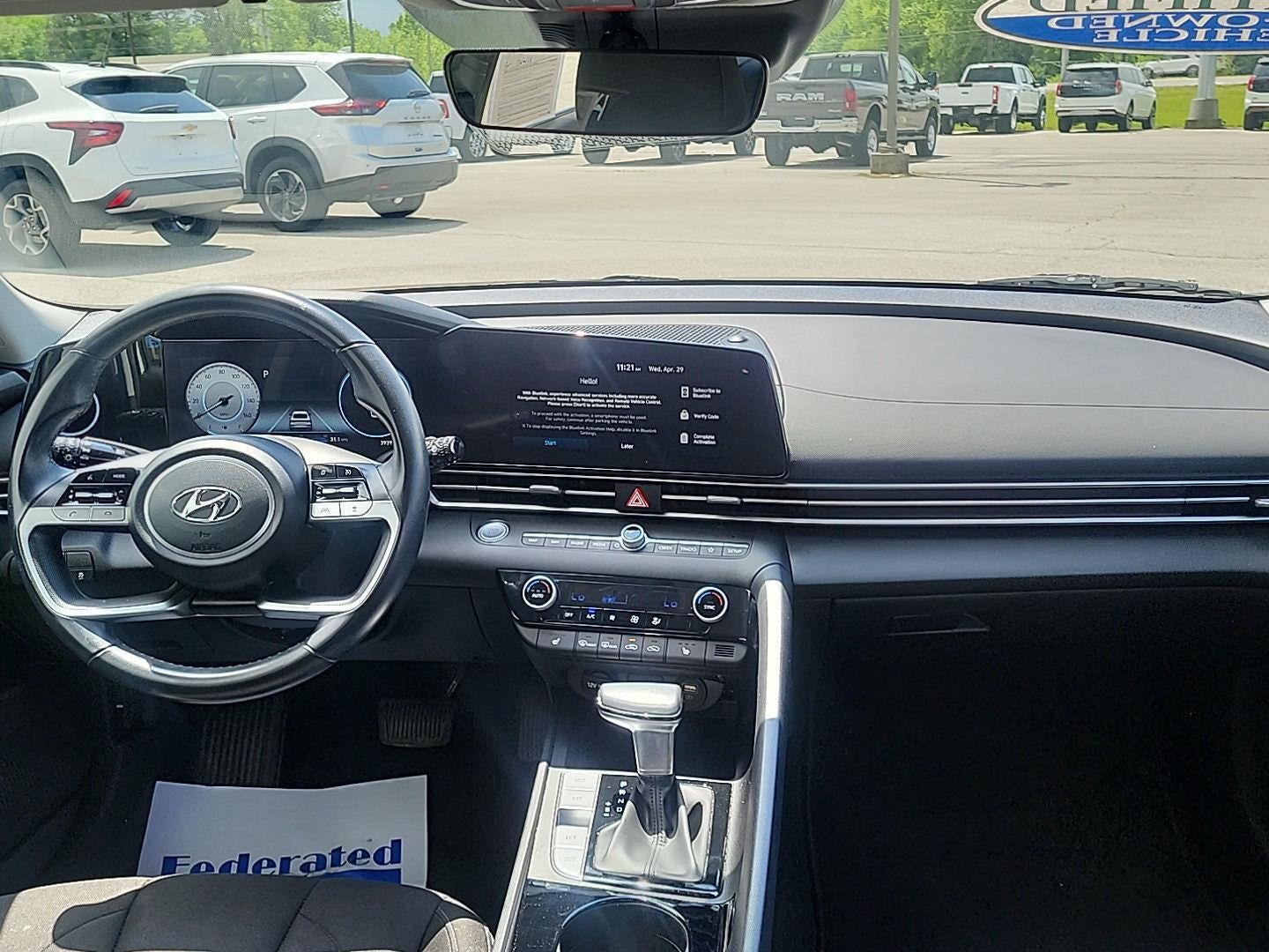 2023 Hyundai ELANTRA SEL