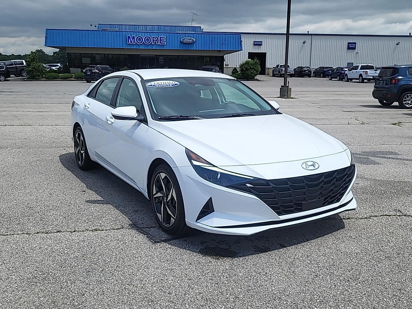 2023 Hyundai ELANTRA SEL