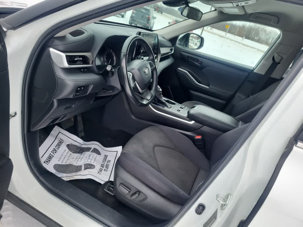 2023 Toyota Highlander LE