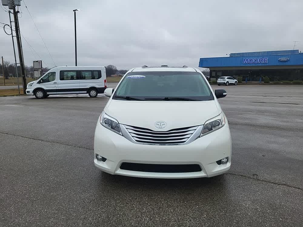 2016 Toyota Sienna Limited Premium 7-Passenger