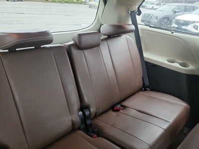 2016 Toyota Sienna Limited Premium 7-Passenger