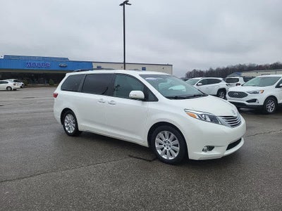 2016 Toyota Sienna Limited Premium 7-Passenger