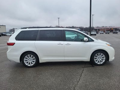 2016 Toyota Sienna Limited Premium 7-Passenger