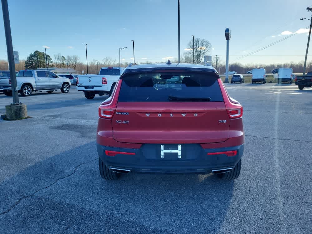 2020 Volvo XC40 R-Design