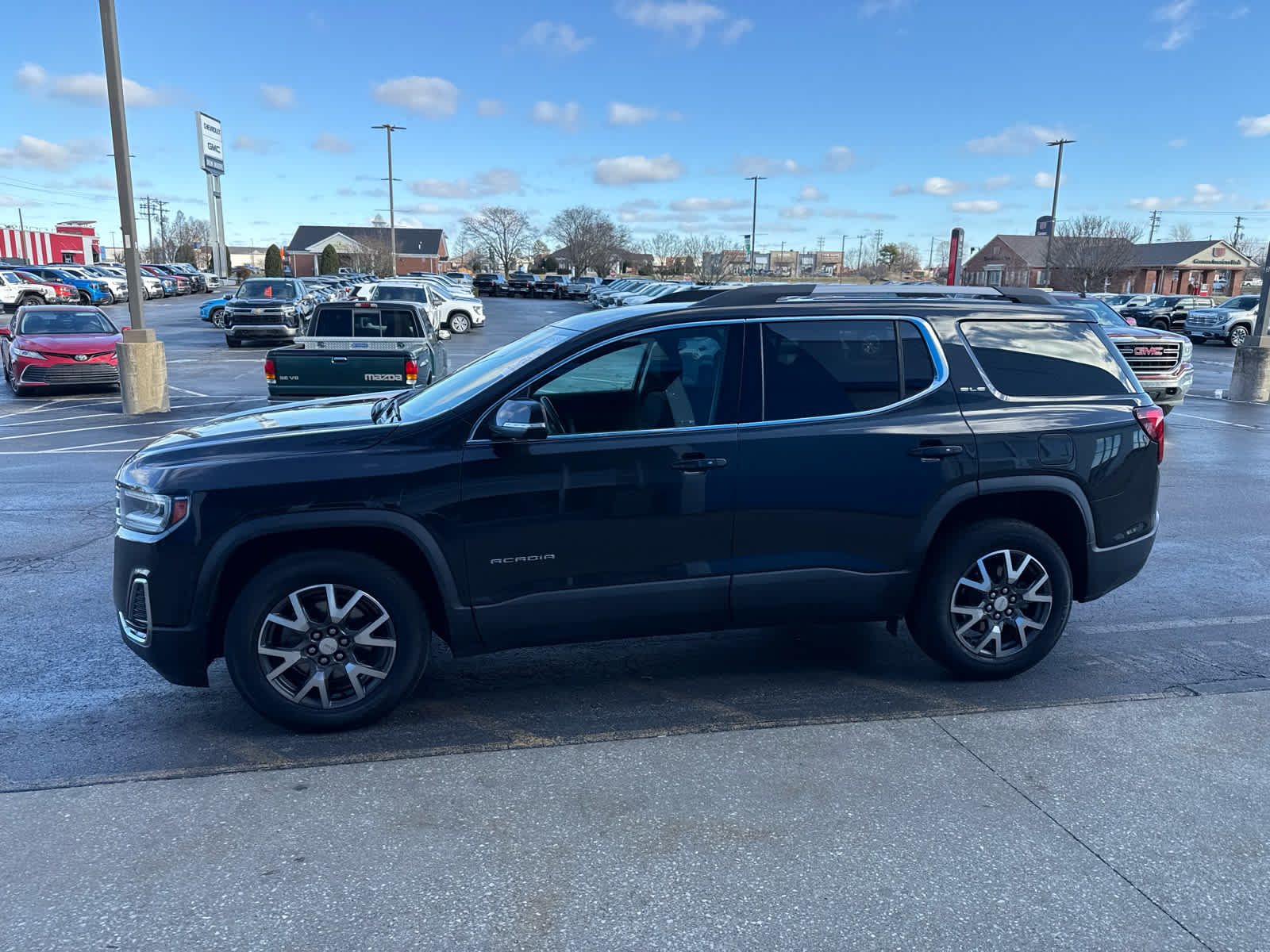 2020 GMC Acadia SLE
