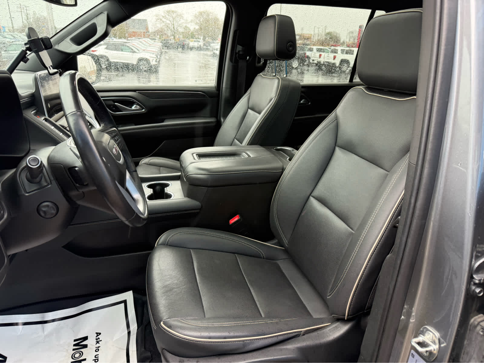 2022 GMC Yukon XL SLT