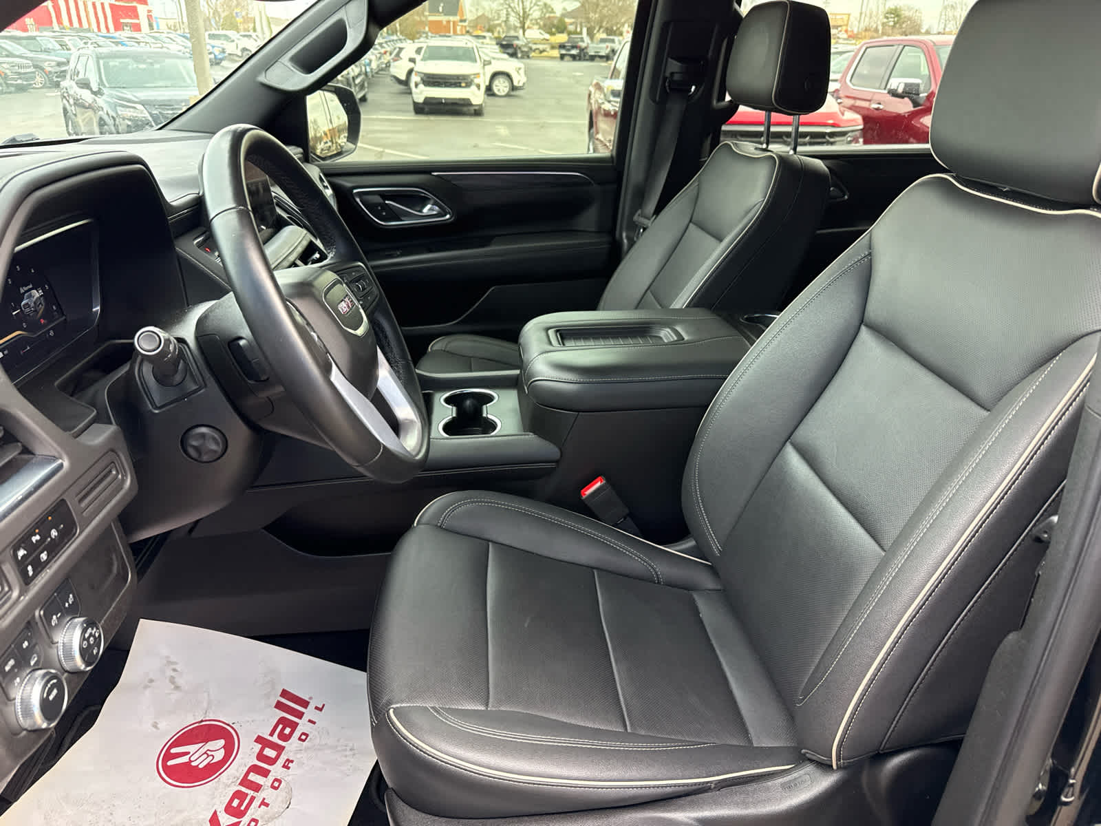 2023 GMC Yukon XL SLT