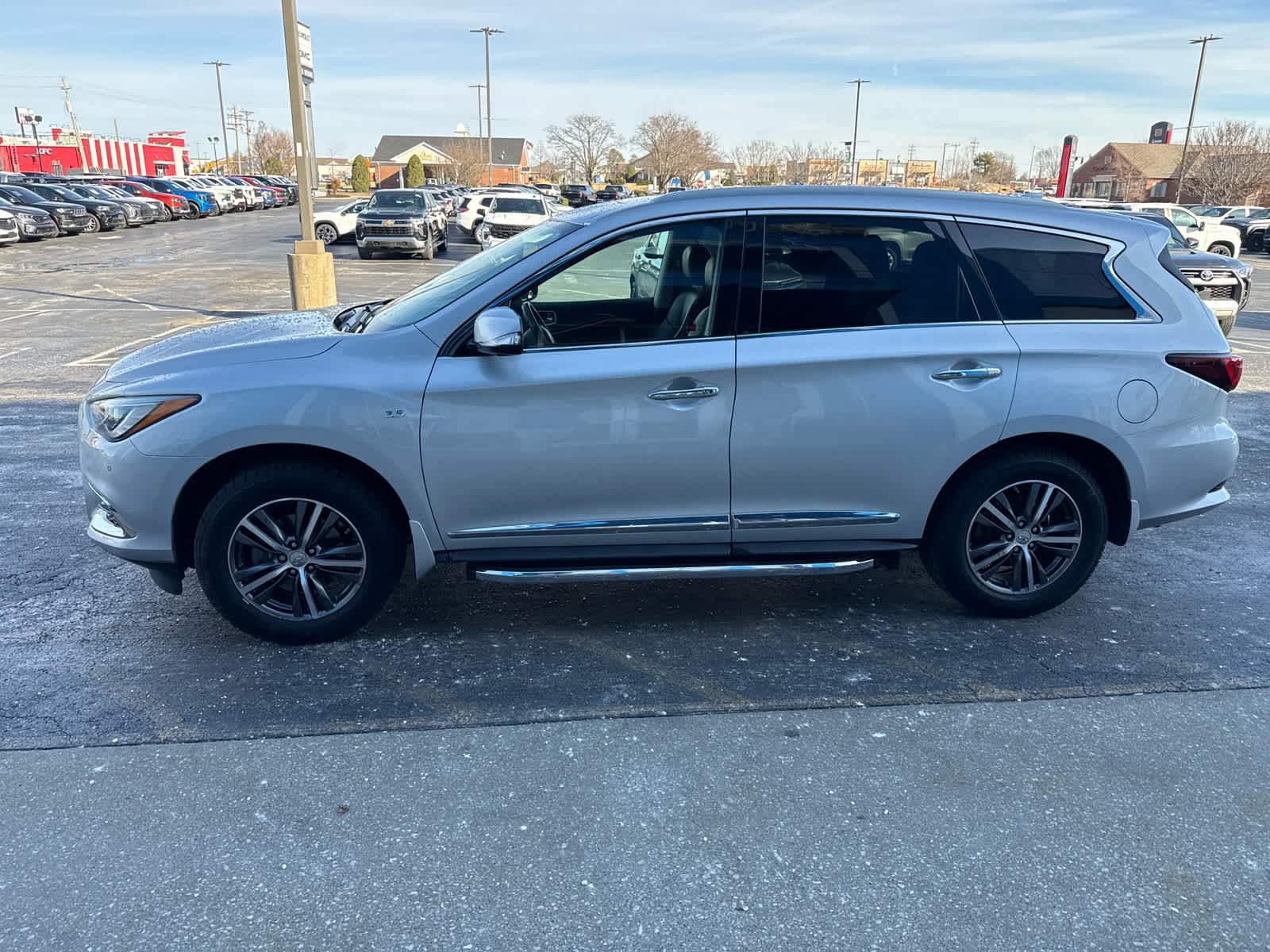 2018 INFINITI QX60 Base