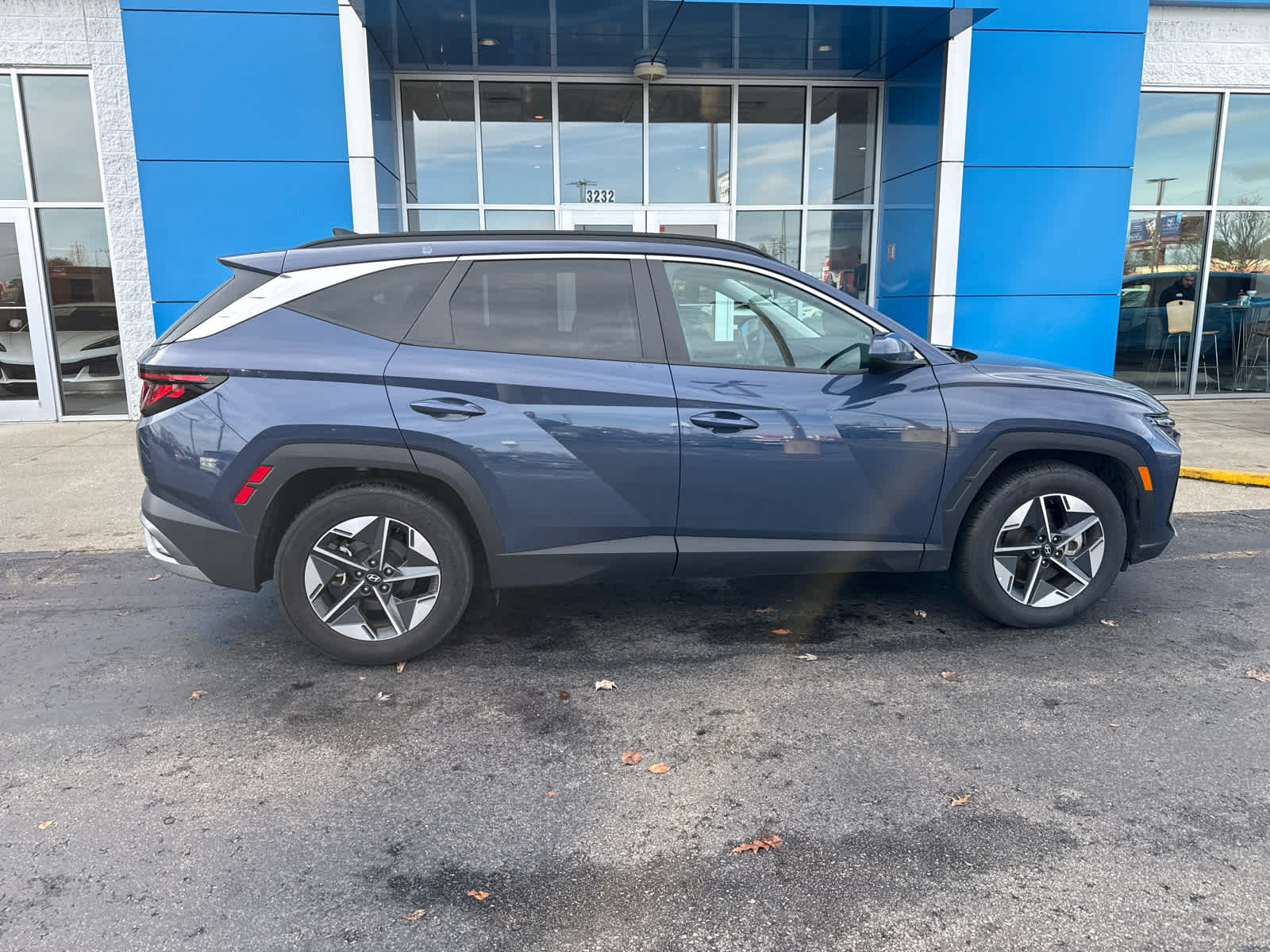 2025 Hyundai TUCSON SEL