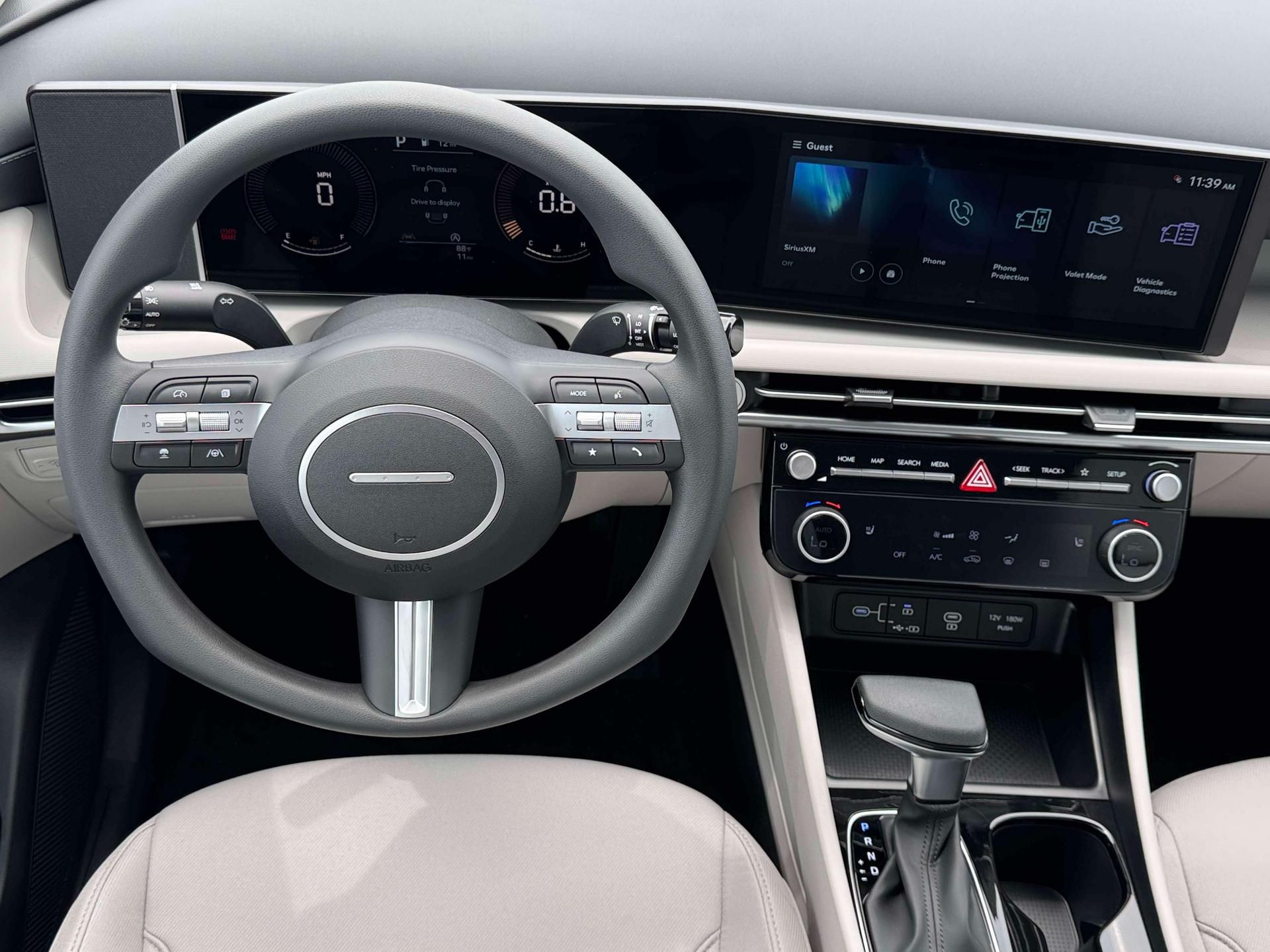 2026 Hyundai TUCSON SEL Premium FWD