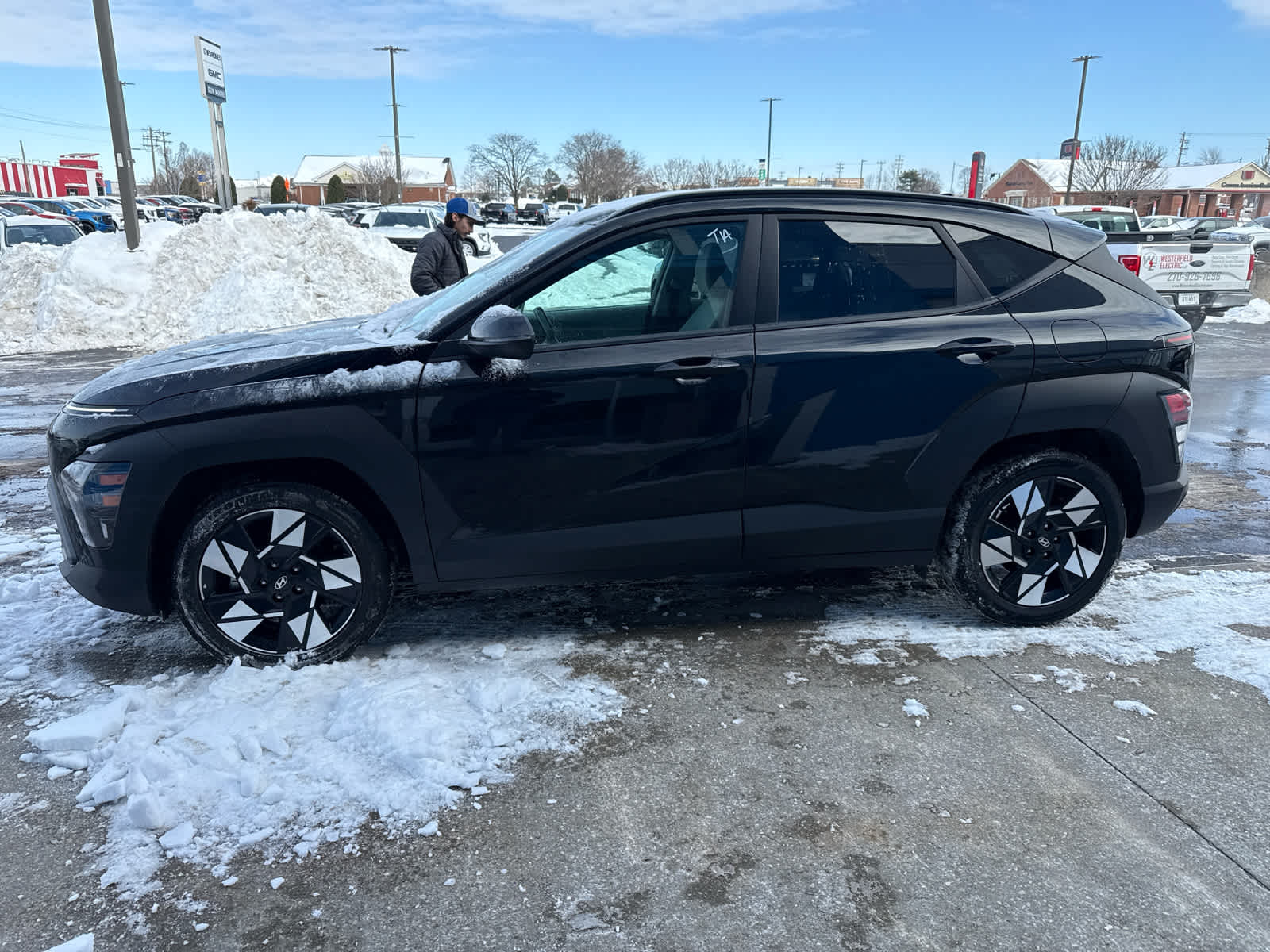 2024 Hyundai KONA SEL