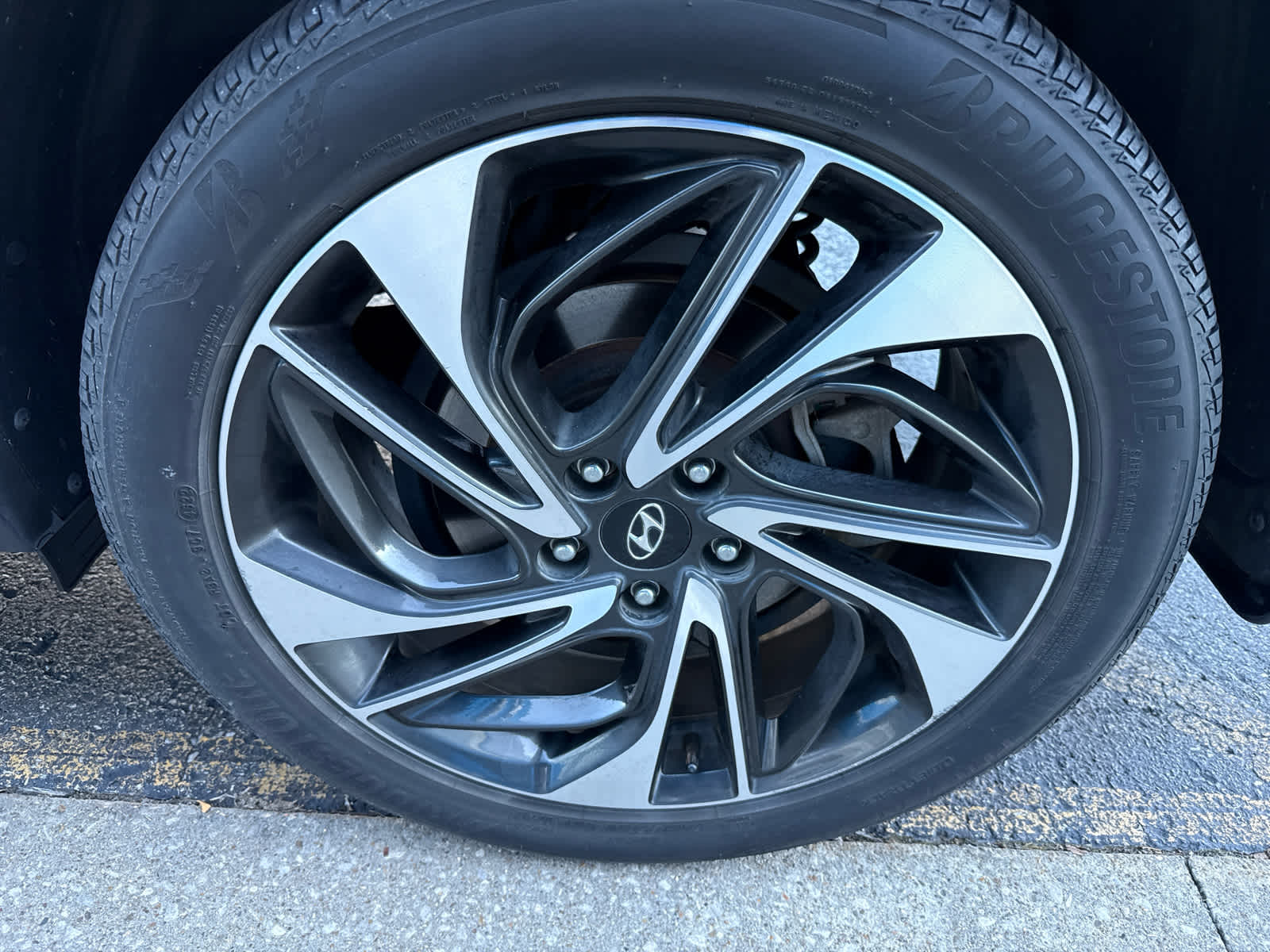 2019 Hyundai TUCSON Sport