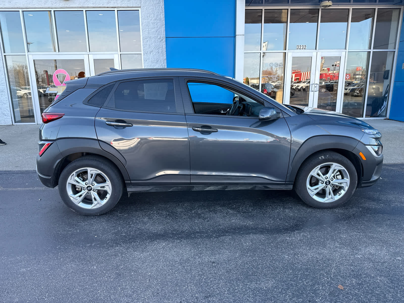 2023 Hyundai KONA SEL