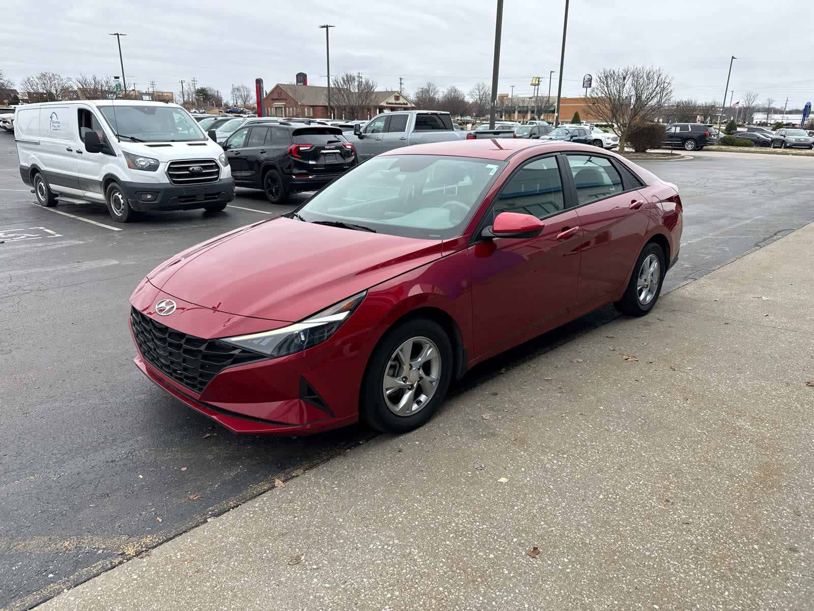 2023 Hyundai ELANTRA SE