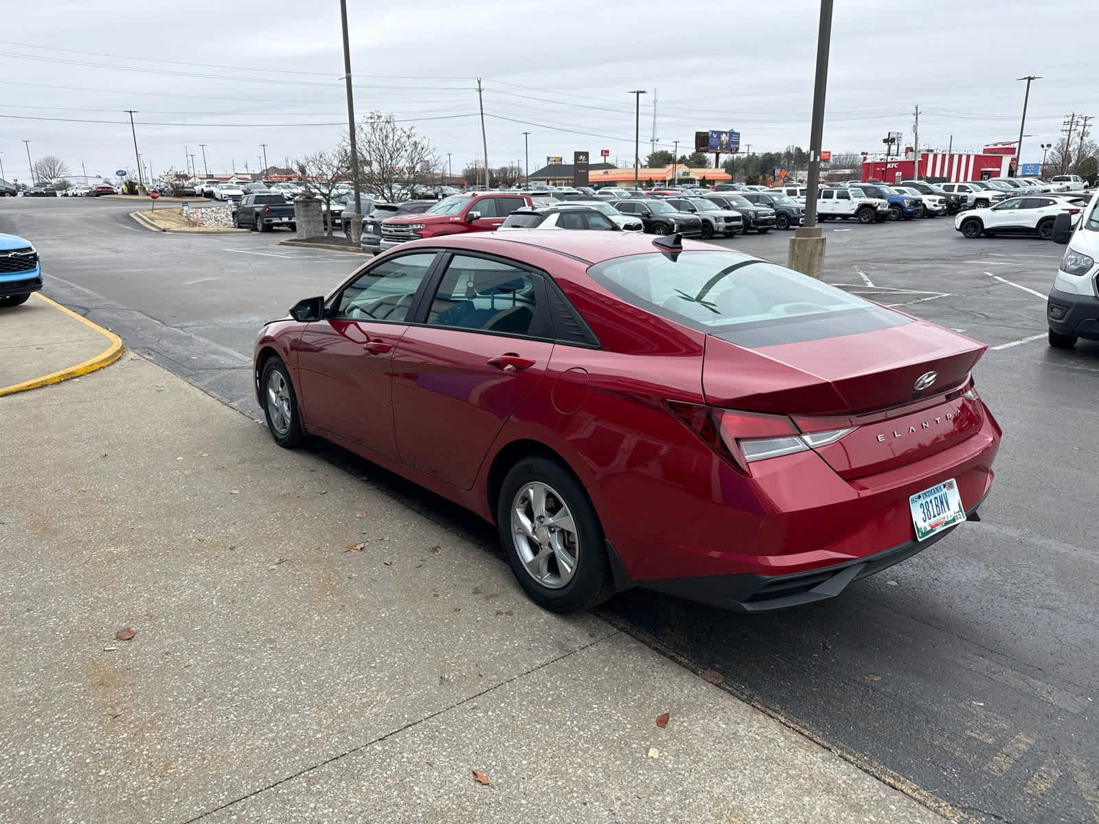 2023 Hyundai ELANTRA SE
