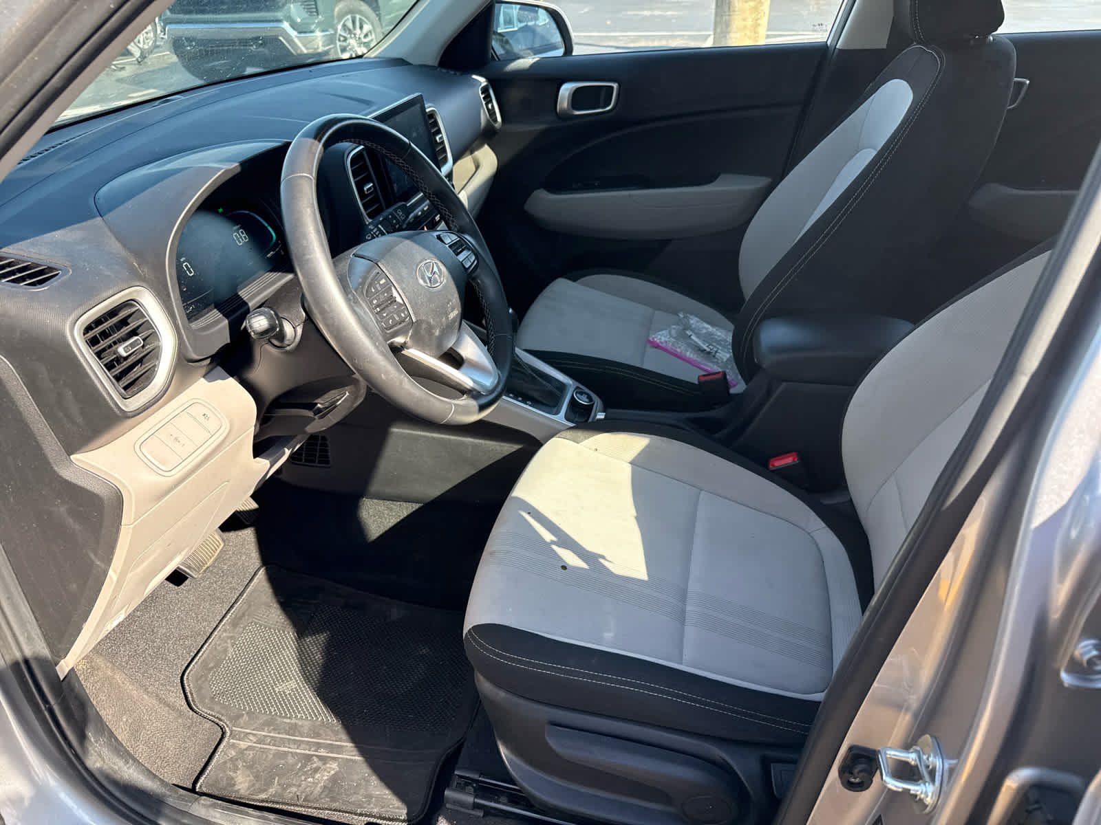 2024 Hyundai VENUE SEL