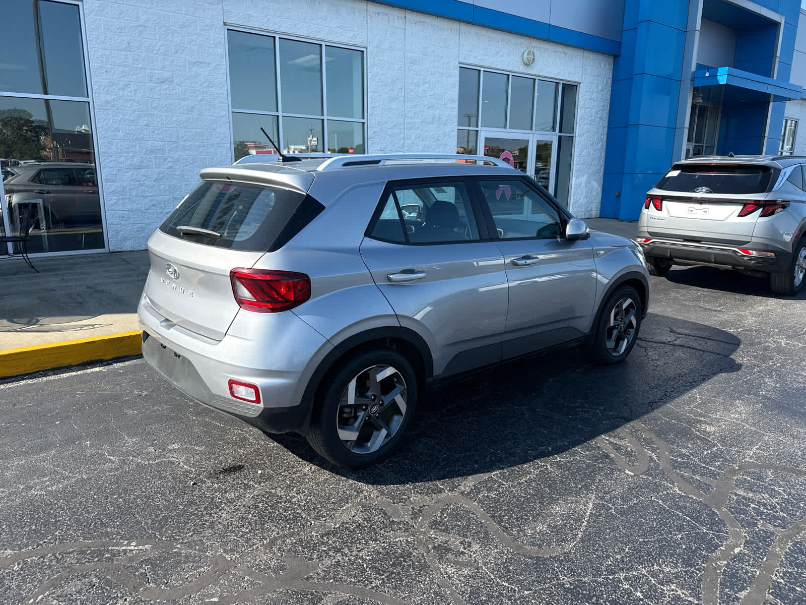 2024 Hyundai VENUE SEL