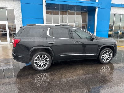 2023 GMC Acadia Denali