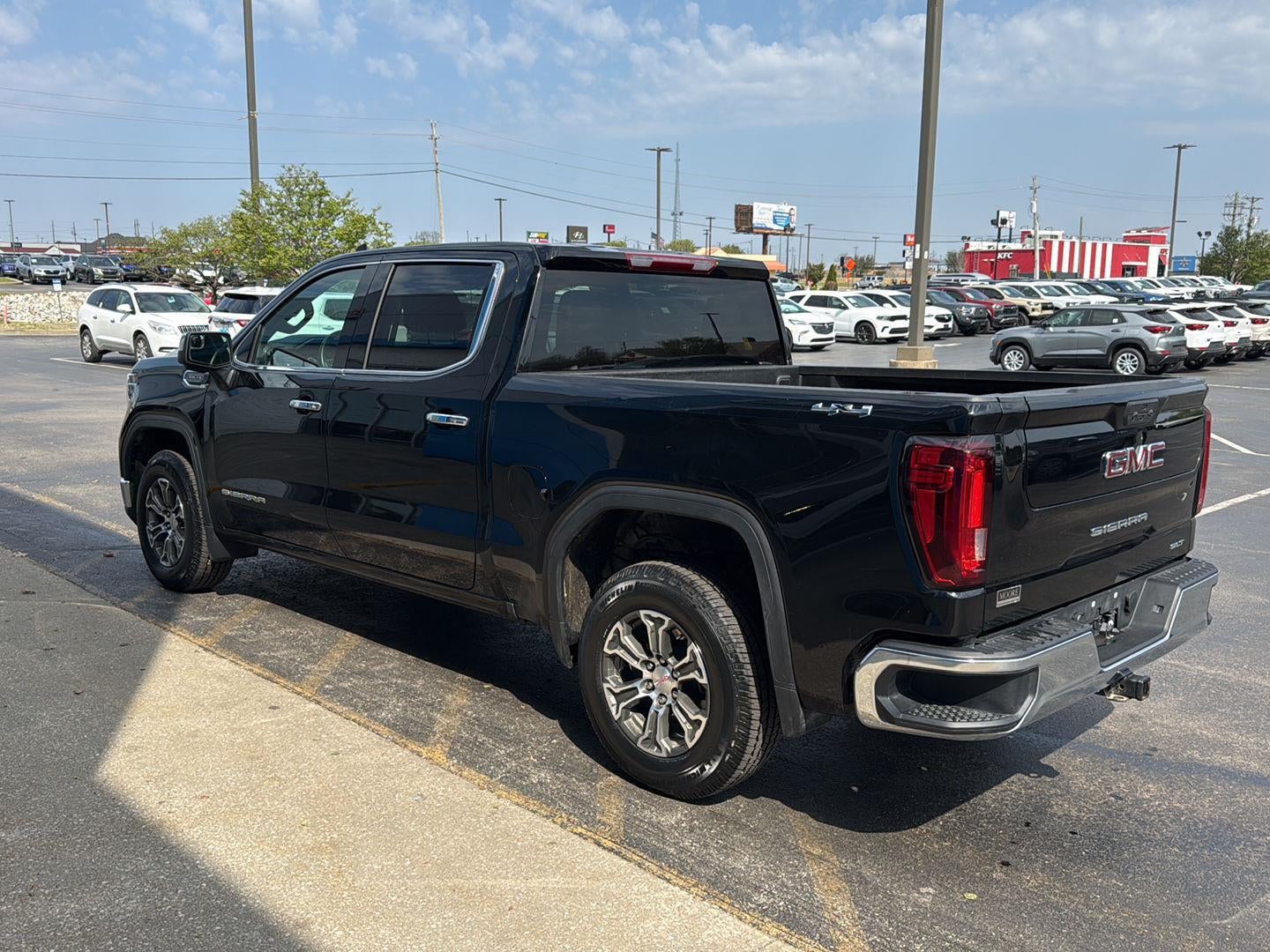 2025 GMC Sierra 1500 SLT