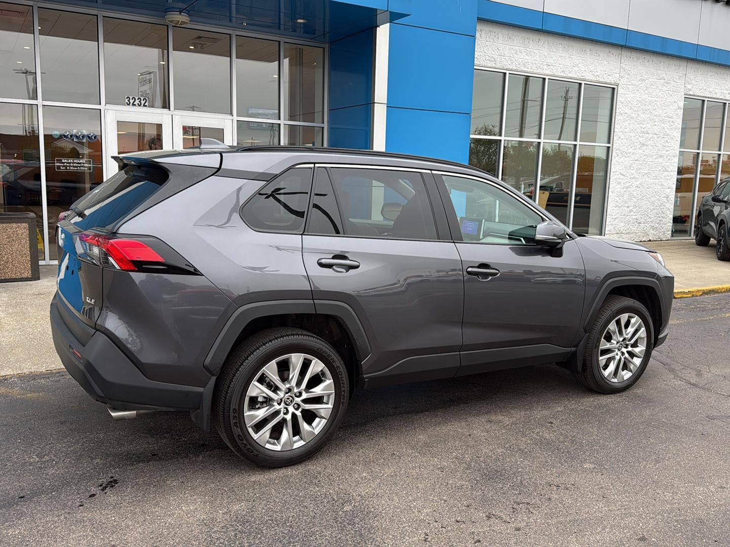 2024 Toyota RAV4 XLE Premium