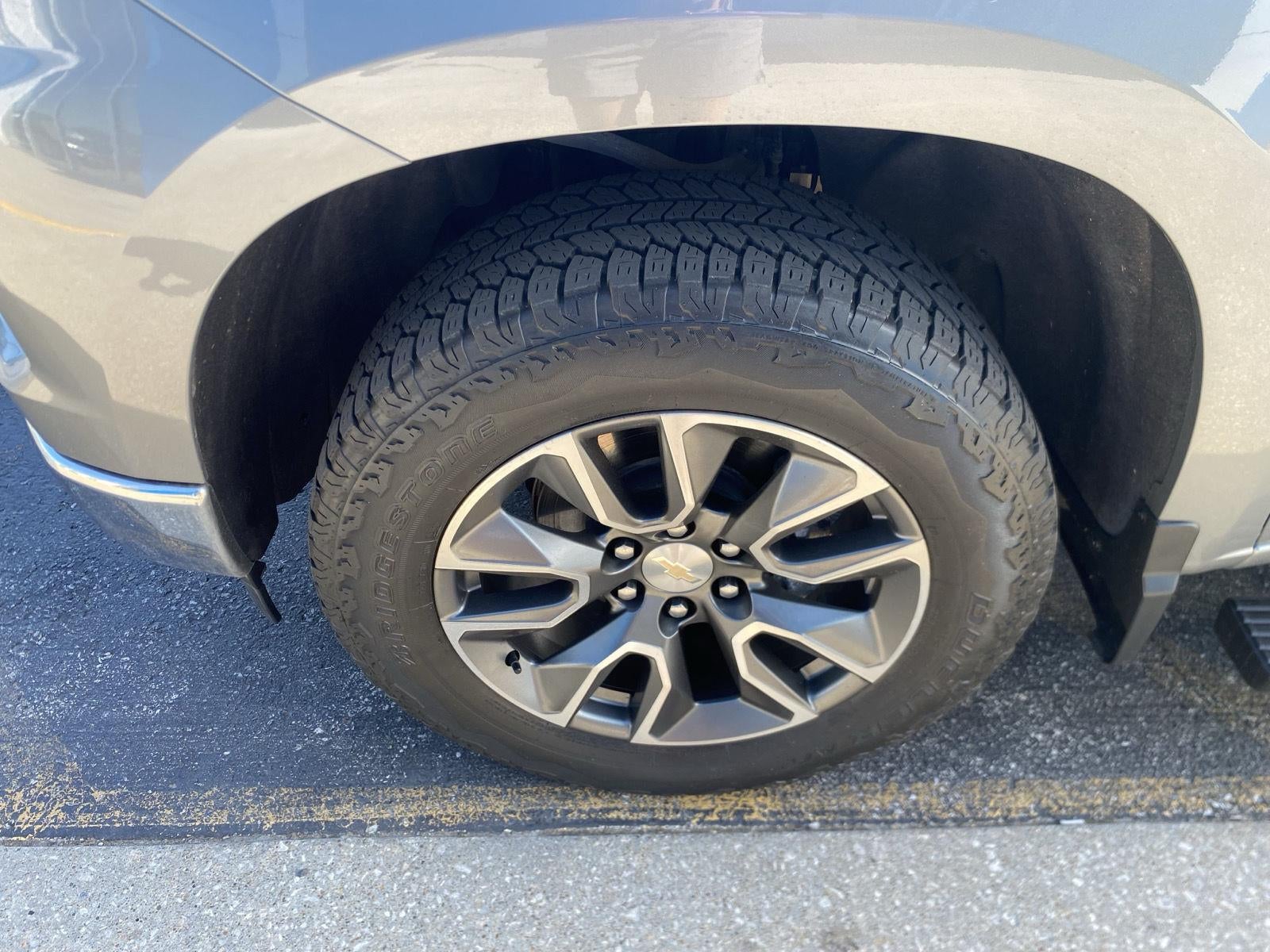 2023 Chevrolet Silverado 1500 LT (2FL)
