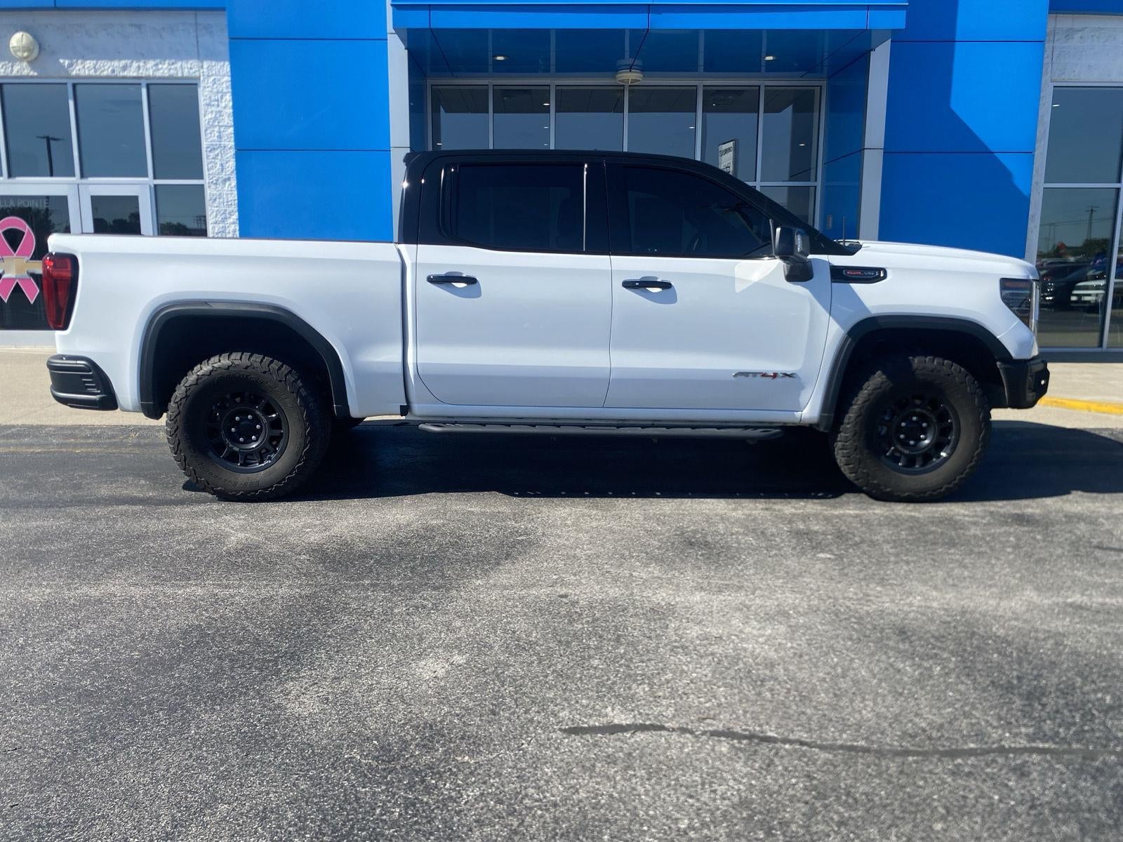 2023 GMC Sierra 1500 AT4X