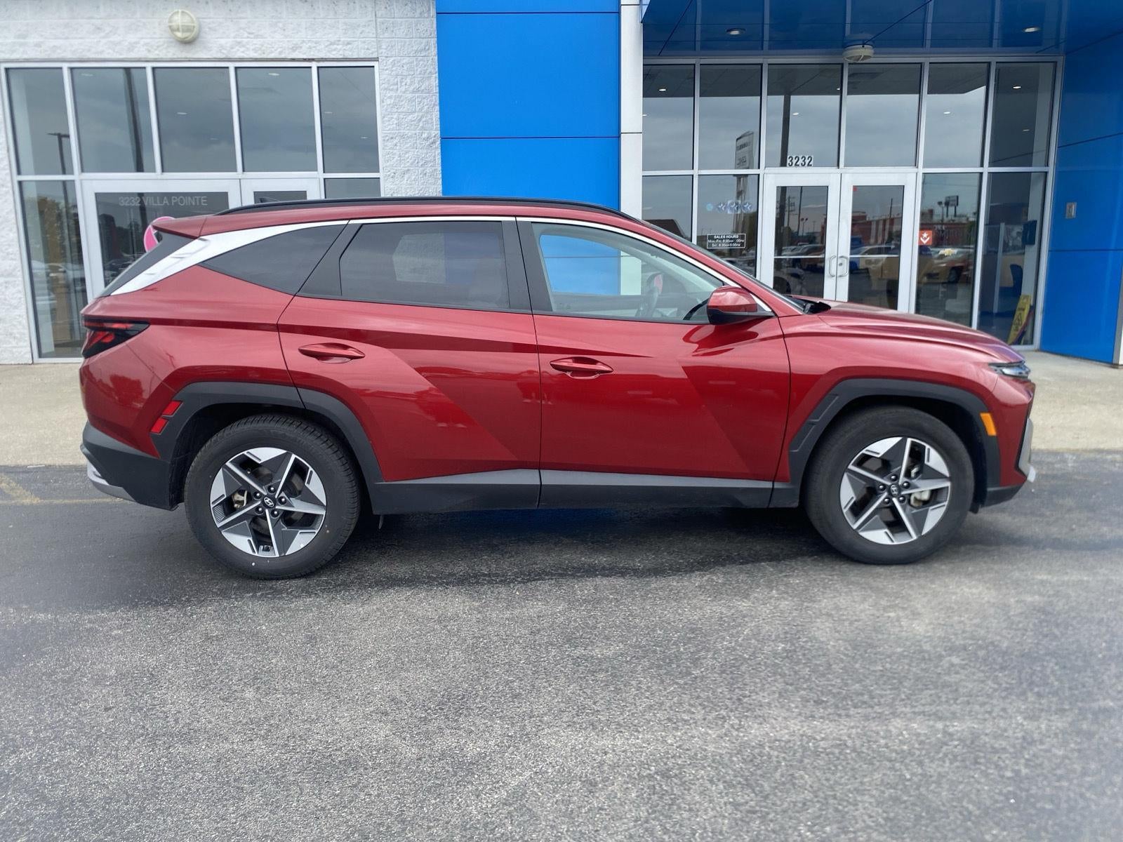 2025 Hyundai TUCSON SEL