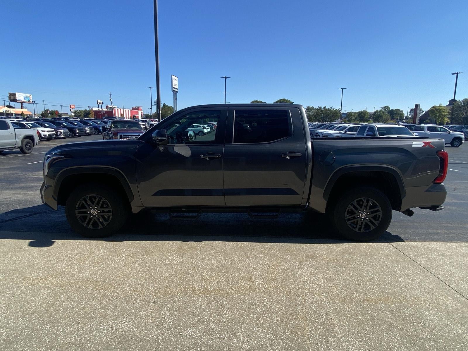 2024 Toyota Tundra 4WD SR5