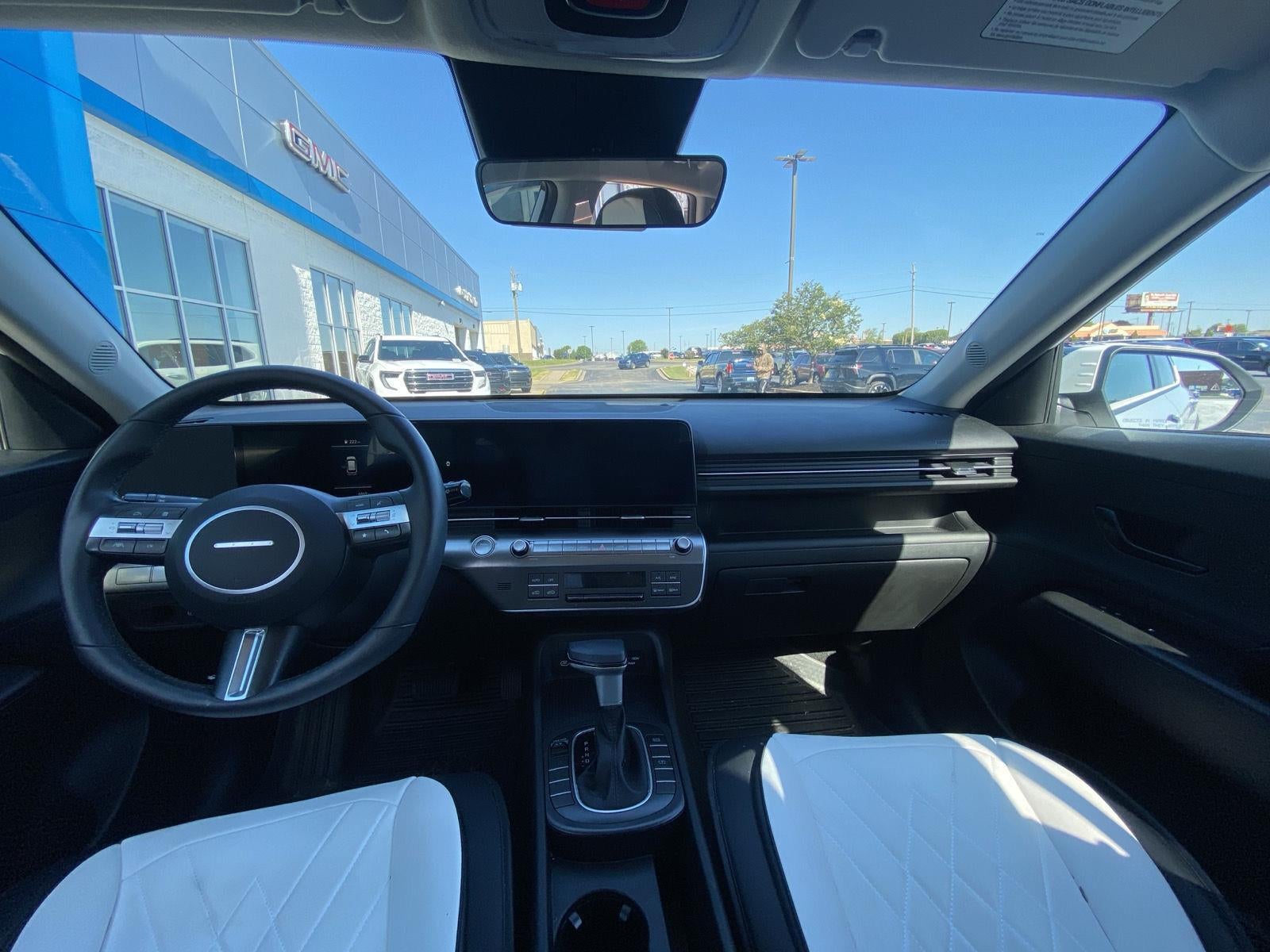 2025 Hyundai KONA SEL