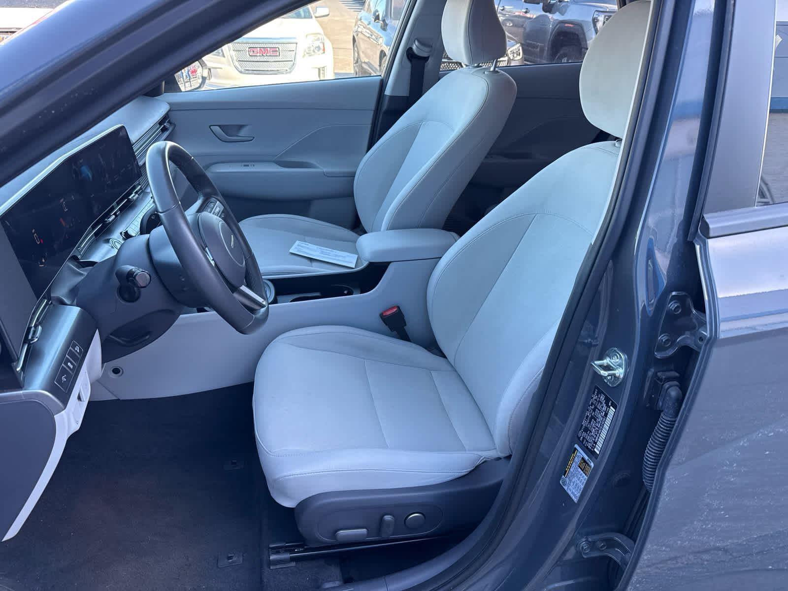 2025 Hyundai KONA SEL