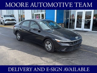 2025 Hyundai ELANTRA SE