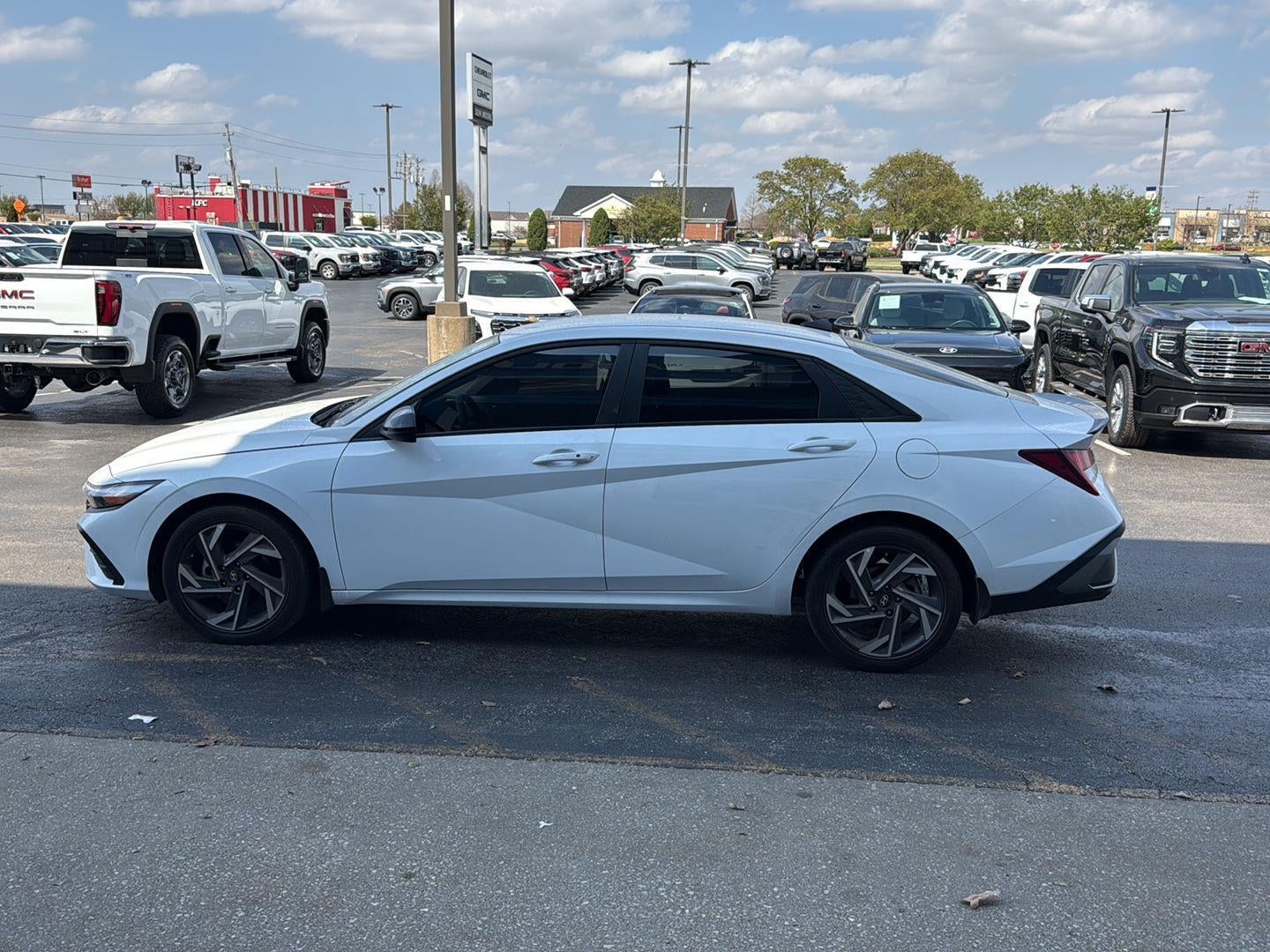 2025 Hyundai ELANTRA SEL Sport