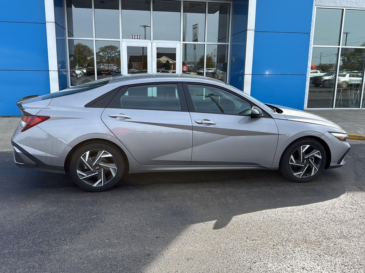 2025 Hyundai ELANTRA SEL Sport