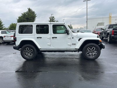 2025 Jeep Wrangler Sahara