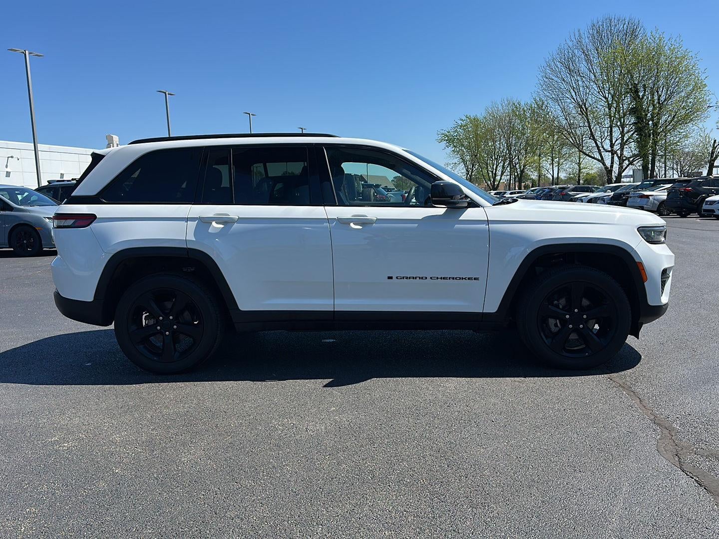 2023 Jeep Grand Cherokee Altitude
