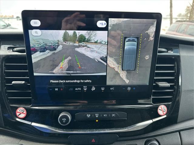 2023 Ford Transit Passenger XLT