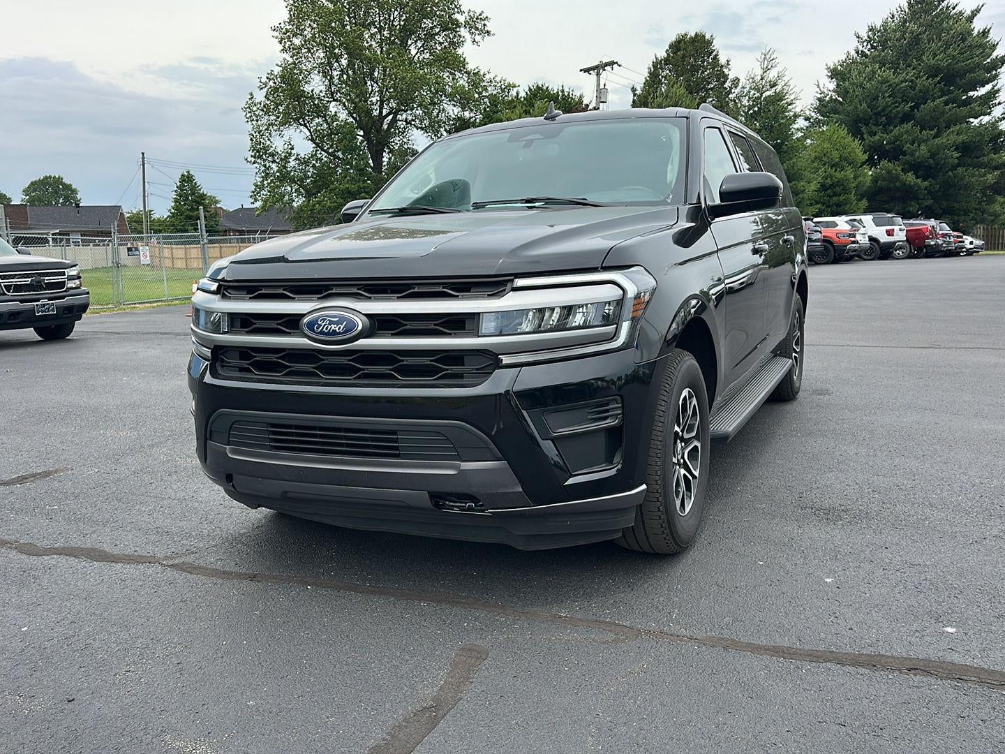 2024 Ford Expedition Max XLT
