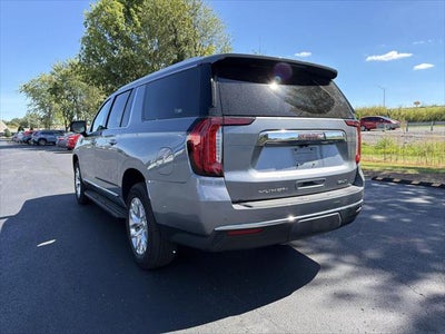 2022 GMC Yukon XL SLT