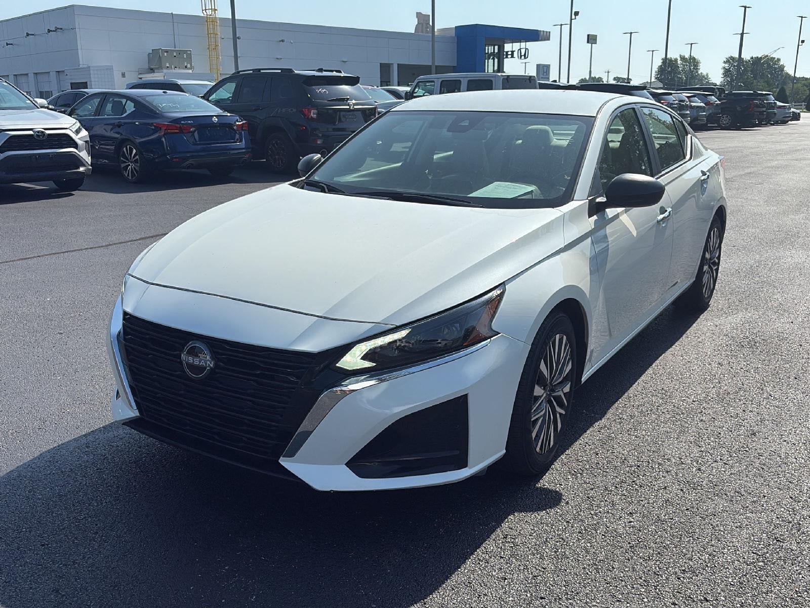 2025 Nissan Altima SV