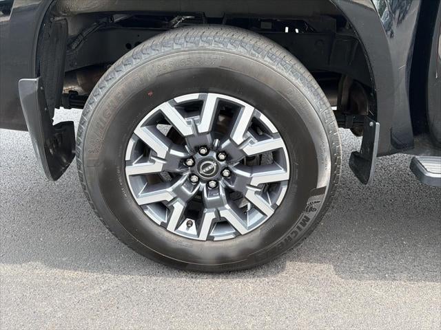 2024 Nissan Frontier SL