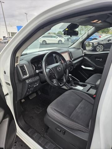 2023 Nissan Frontier SV