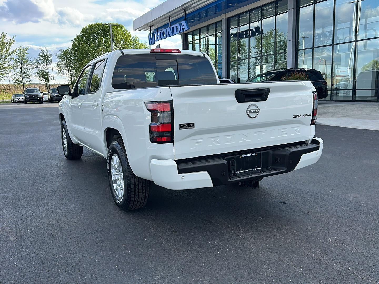 2023 Nissan Frontier SV